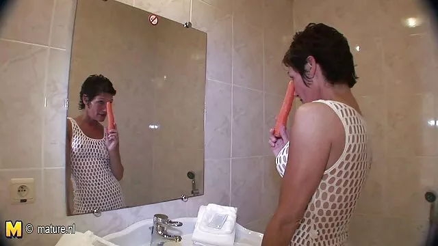 lena sexo en español latino xxx masturbacion