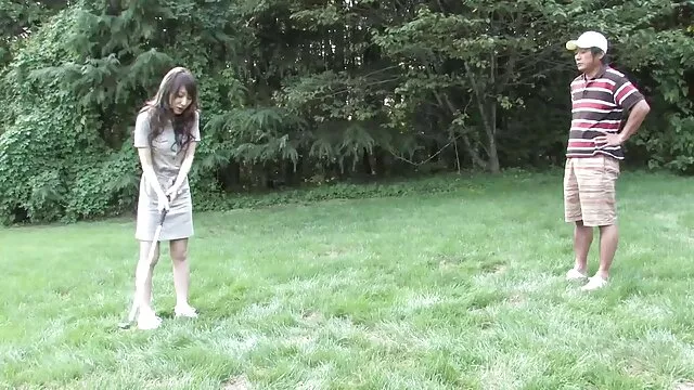 Nena de ébano en la ducha porno hentai latino