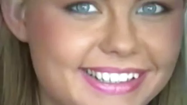 lilly petardas latino