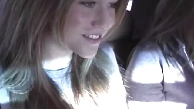 Nena rubia traviesa se masturba en porno latino full hd la mesa